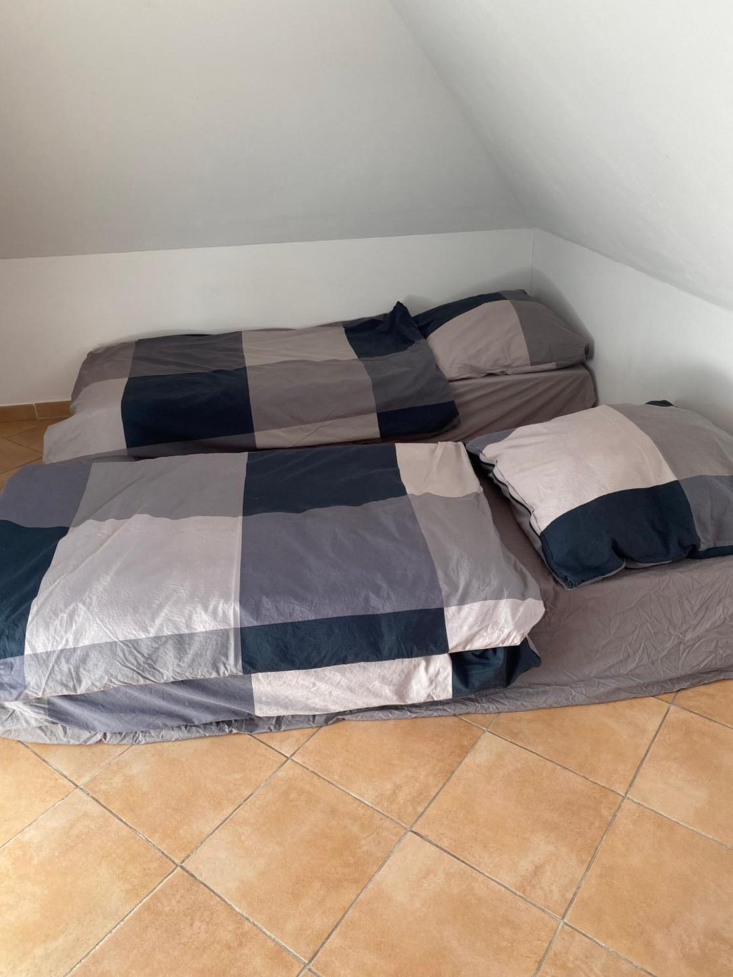 Helle Und Ruhige Dachgeschosswohnung München Ngoại thất bức ảnh